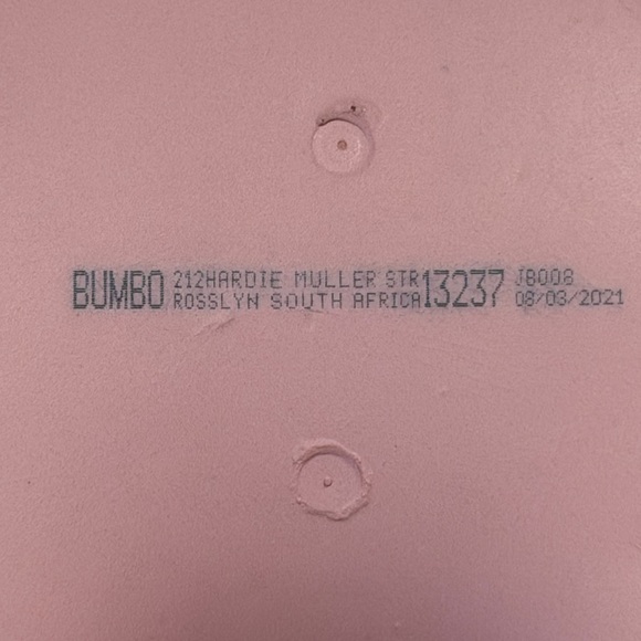 VGUC Baby Bumbo Pink and Cream Baby Seat with Detachable Tray and Safety Straps - Picture 7 of 16